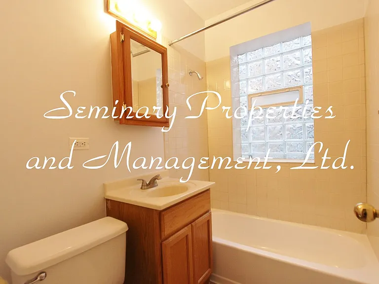 Great apartments in the heart of Uptown, one block from the red line — Photo 42