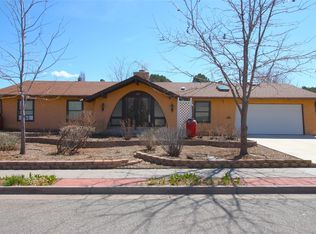 557 Todd Loop, White Rock, NM 87547