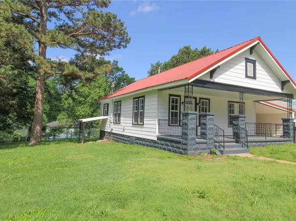 1425 S 11th St, Poplar Bluff, MO 63901