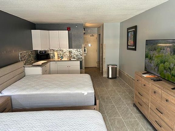 5th image of 1501 S Ocean Blvd. #910