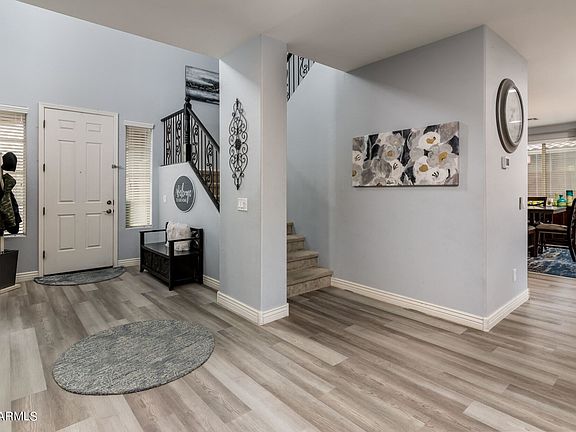 4th image of 18616 W Pioneer St