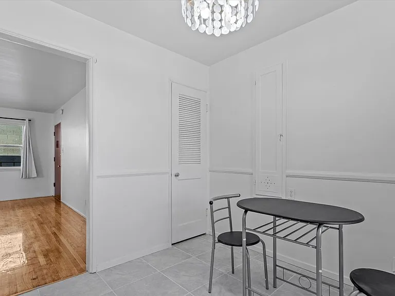 1725 S Robertson Blvd #7 — Photo 14