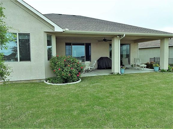 4th image of 9625 Lindenwood Trl