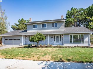 1403 E 19th St, The Dalles, OR 97058