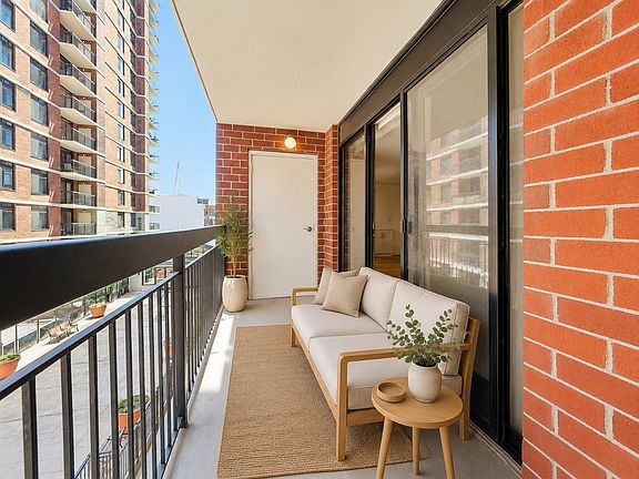 3rd image of 700 1st St APT 3P