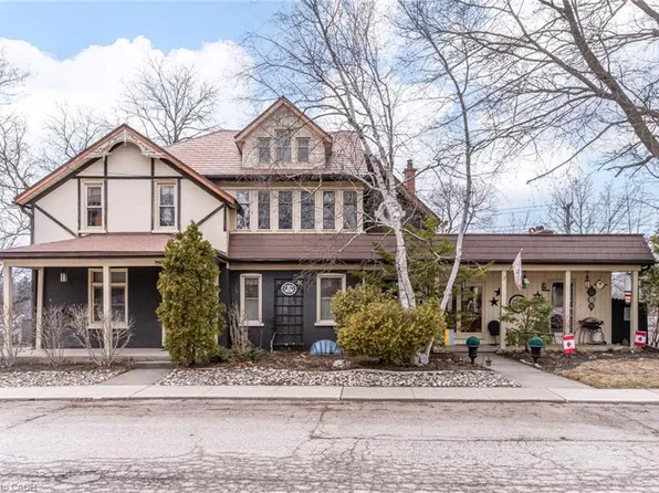 334 Agnes St, Cambridge, ON N3H 1K3