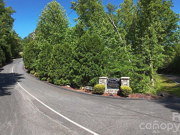 3rd image of 85 Adirondack Ln #85