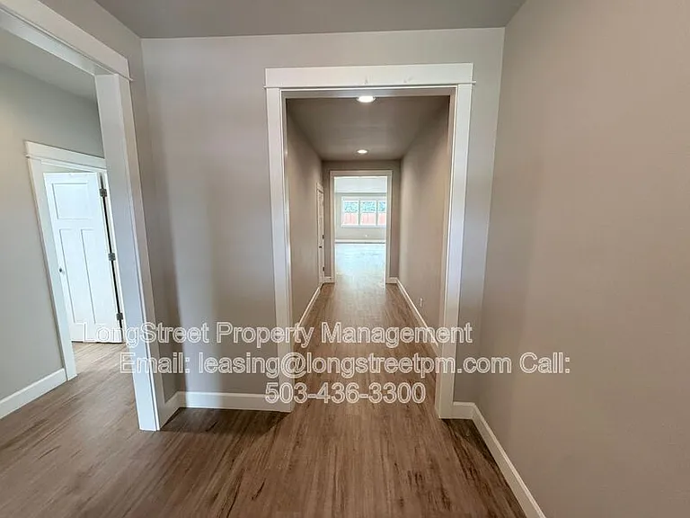 5028 SW Hudson Ave — Photo 4