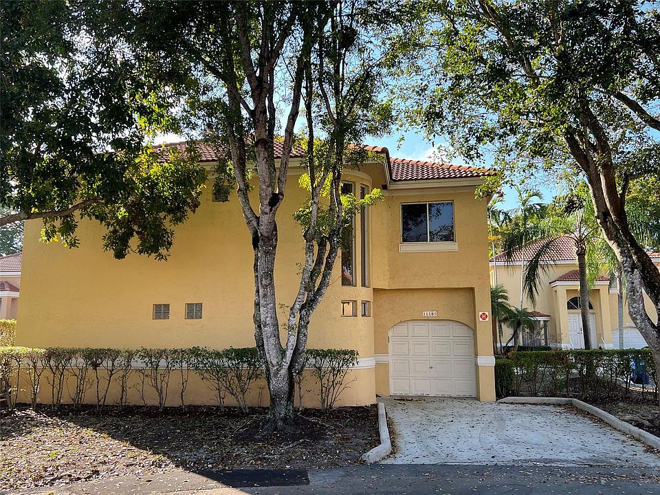 1st image of 11285 Lakeview Drive #35