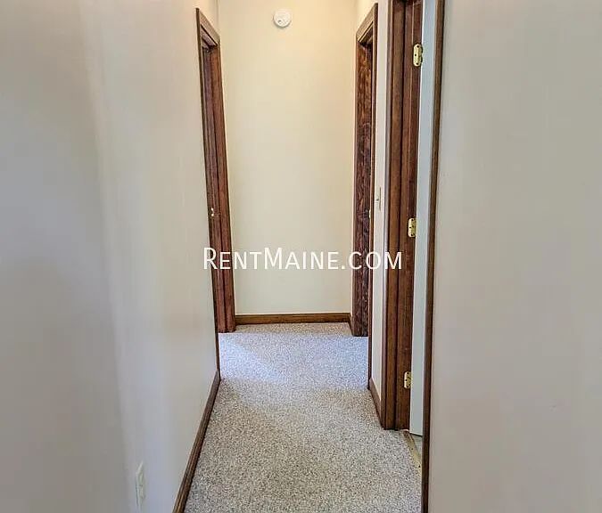 40 Dillingham St — Photo 20