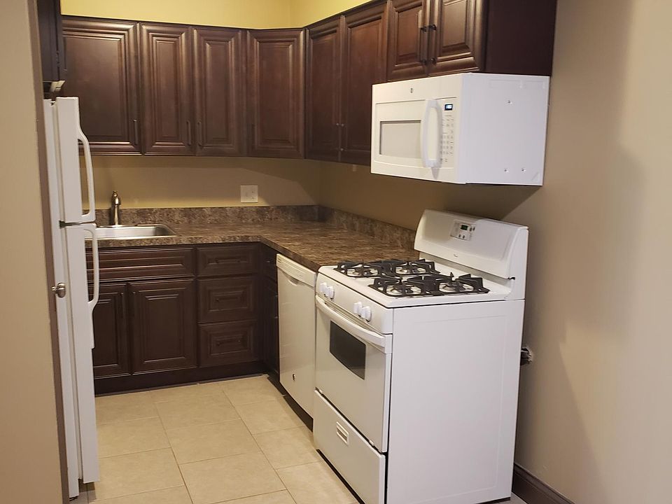 1st image of 7110 Van Dorn St #76