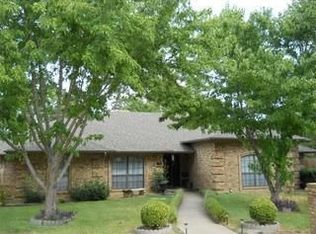 1226 Marble Canyon Dr, Desoto, TX 75115