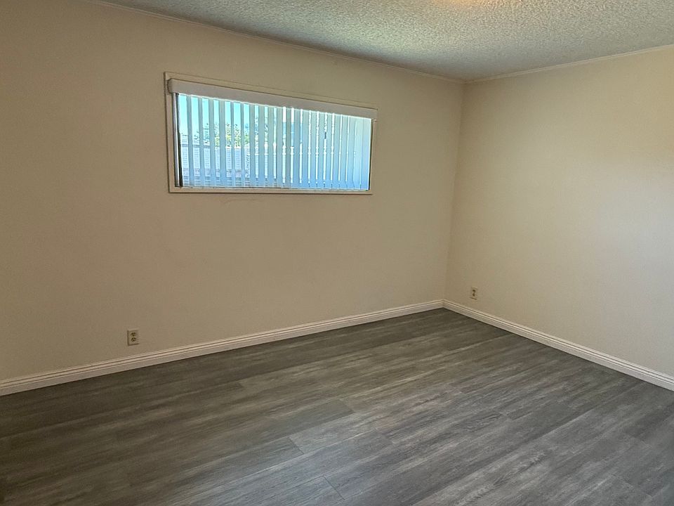 1st image of 3179 Tevis Ave