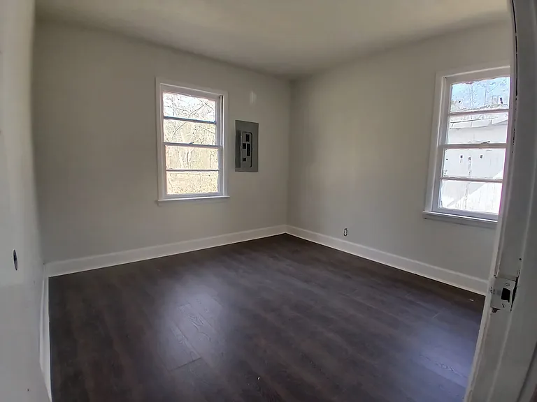 60 W Pond St — Photo 6