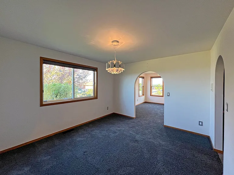 7512 Leif Ericson Dr — Photo 14