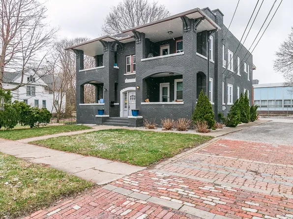 513 W 44th St, Ashtabula, OH 44004