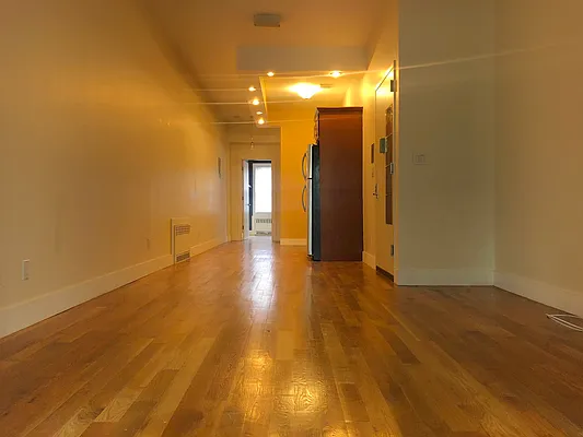 Rented by Nooklyn NYC LLC | media 7