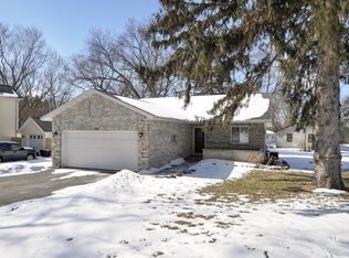 7900 336th Ave, Burlington, WI 53105