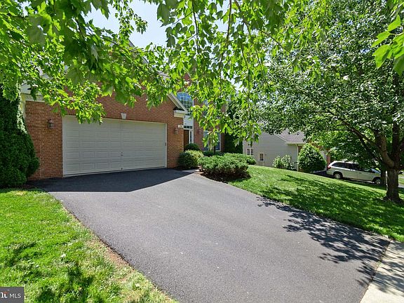 3rd image of 188 Preston Dr