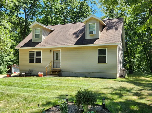 23967 Derek Dr, Sand Lake, MI 49343