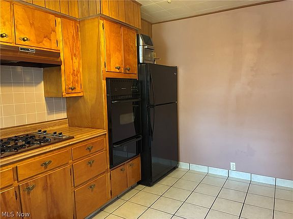 4th image of 1023 South St