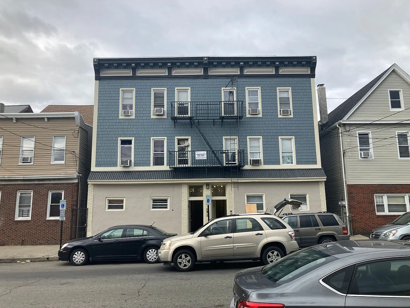 98 President Street — Photo 1