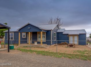 810 Lovebird Rd, Smyer, TX 79367