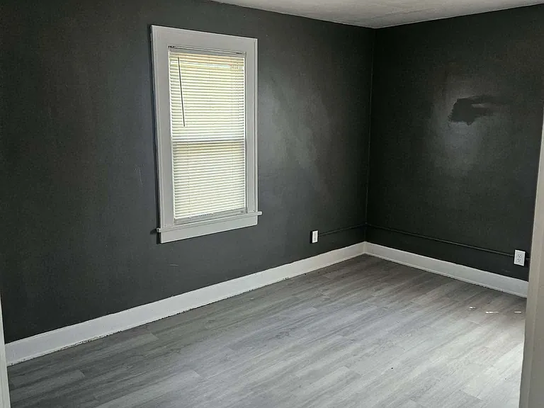 13115 Christine Ave — Photo 12