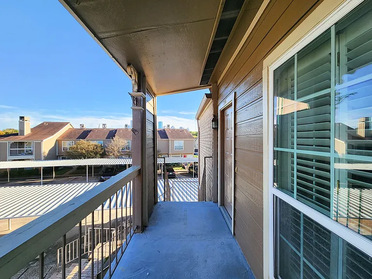 1860 White Oak Dr #236 — Photo 23
