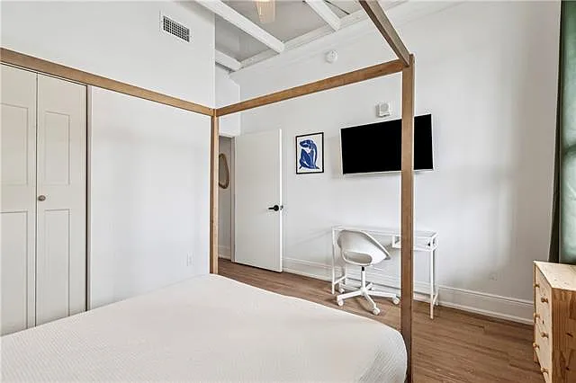 3918 Baronne St #204 — Photo 8