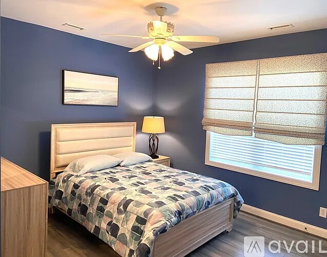 2555 Saint James Dr #506-A — Photo 3