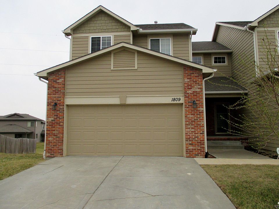 1st image of 1809 Lydia Ln