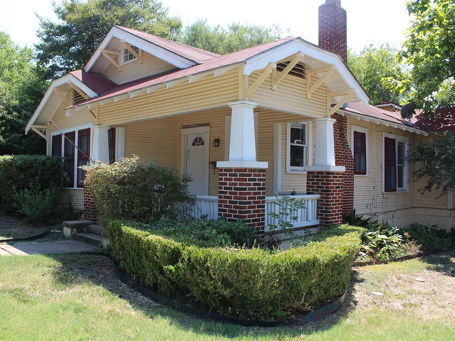 5 bed, 3.0 bath, 1978 sqft, $5,690 — Photo 4