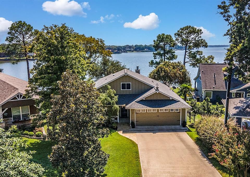 1st image of 127 Jeffrey Cir