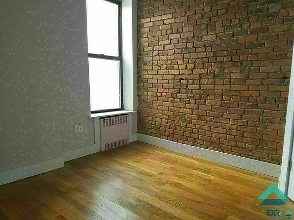 4th image of 1420 Putnam Ave #2D