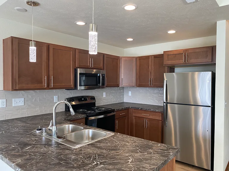 2307 N Bessie Rd — Photo 9