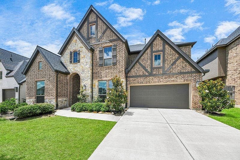 1st image of 28907 Ridge Valley Ct