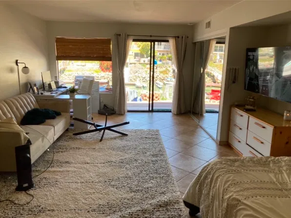 4539 Cove Dr APT A, Carlsbad, CA 92008