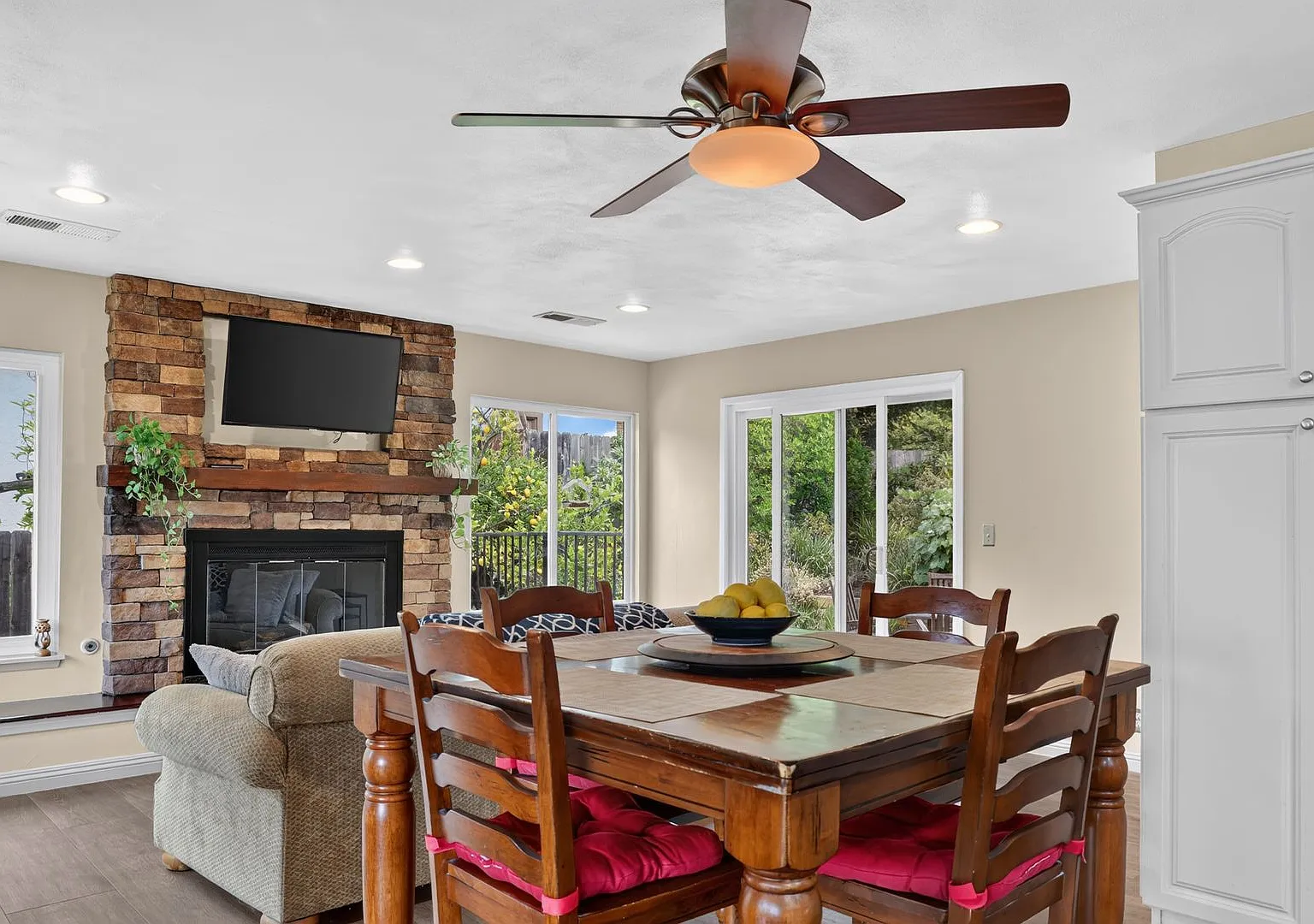 13660 Acorn Patch Ln — Photo 3