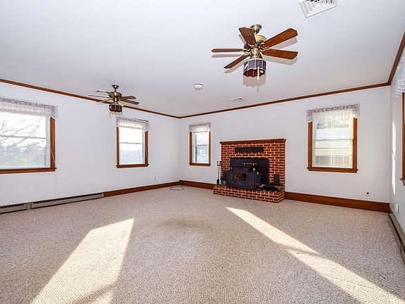 78 Beagle Trail Troutville VA-small-004-