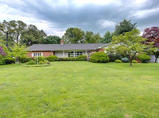 716 Schoolhouse Ln, Bound Brook, NJ