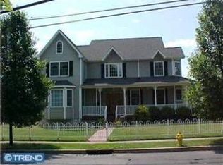 150 Mercer St, Hamilton, NJ 08690