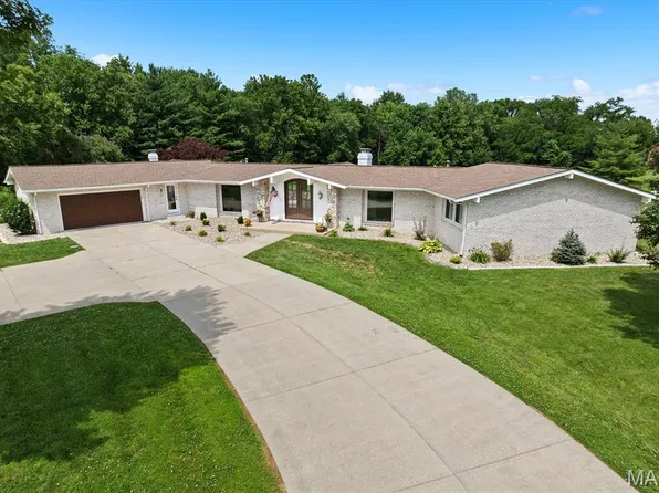 3732 Ridge View Rd, Edwardsville, IL 62025