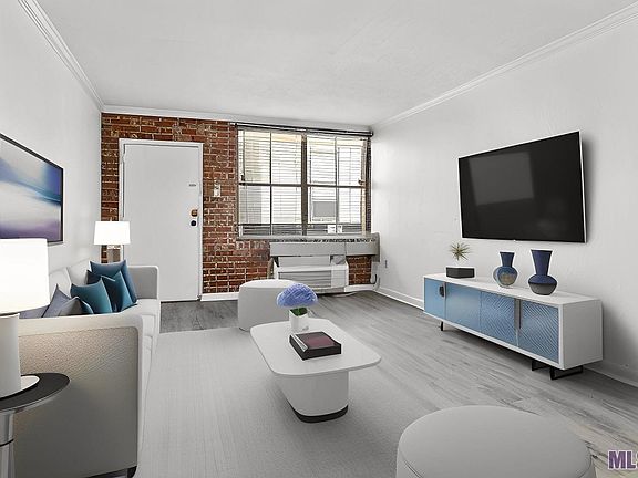 5th image of 3101 Highland Rd APT 315