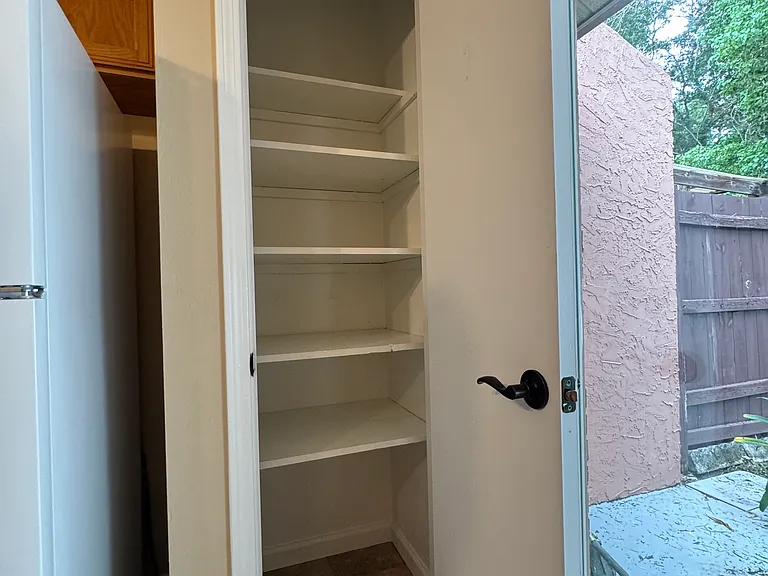 1029 SW Rossborough Ct #102 — Photo 34