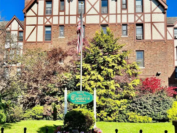 160-15 Powells Cove Boulevard #A202, Beechhurst, NY 11357