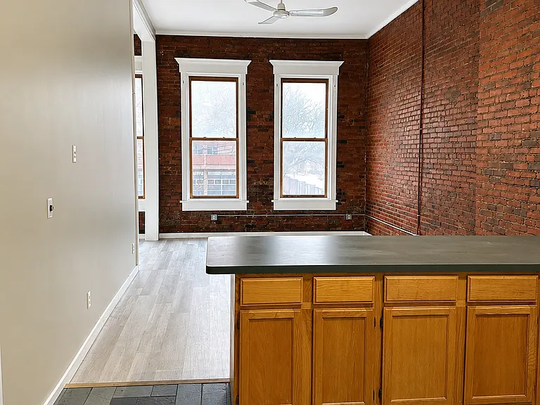 1832 W 25th St #2B — Photo 11
