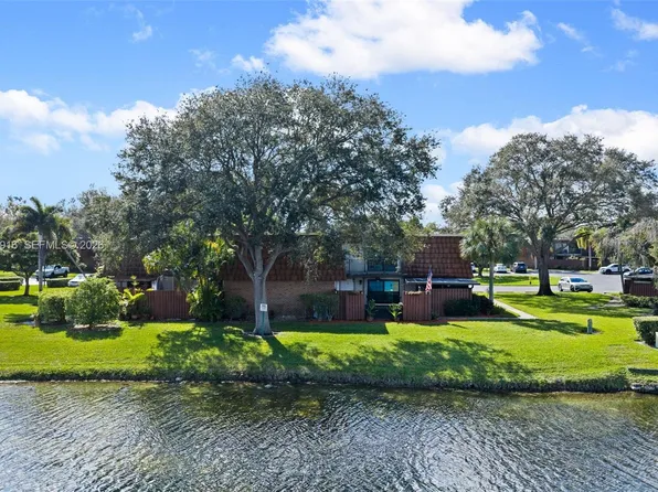 11875 SW 12th Pl, Davie, FL 33325