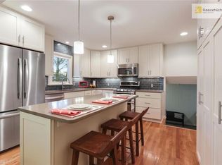 6316 W 101st Pl, Overland Park, KS 66212
