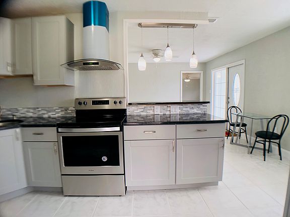 4th image of 3698 Easy St